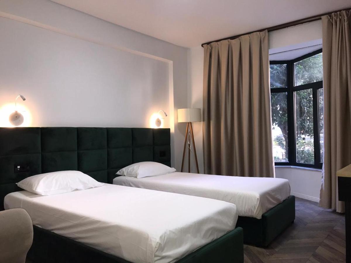 Hotel Lido Дуррес Экстерьер фото
