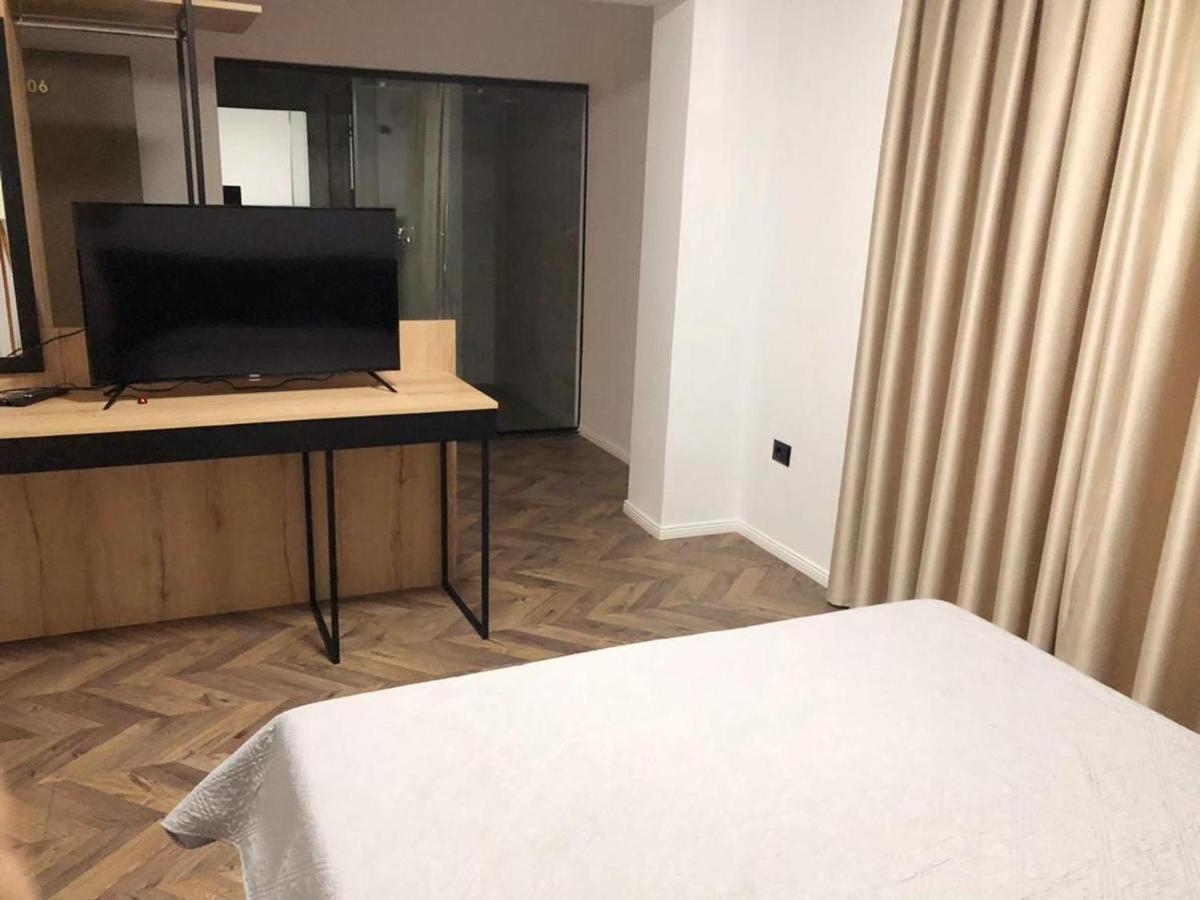 Hotel Lido Дуррес Экстерьер фото