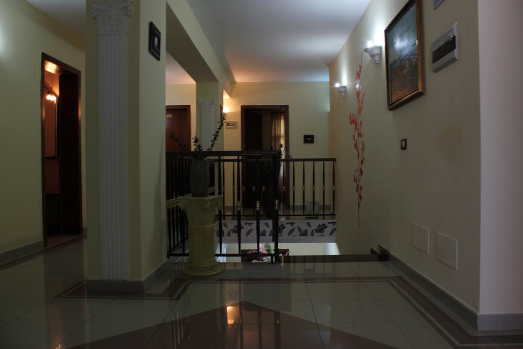 Hotel Lido Дуррес Экстерьер фото